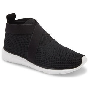 Eileen Fisher Black Zing Stretch Knit Sneaker Size 9